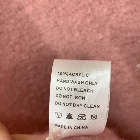 Solid Blush Pink Plush Fuzzy Blanket Scarf With Fringe By Renee’s NY New Nwot - Picture 7 of 8